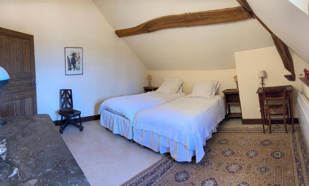 La Buffonnerie Bed & Breakfast Moutiers-Saint-Jean Luaran gambar